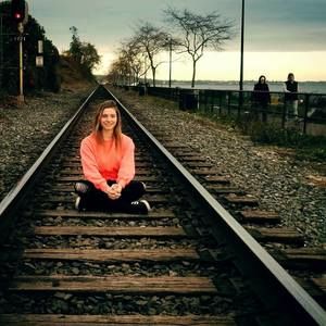 Meet your Posher, Lara